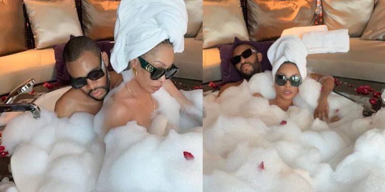 Khanyi Mbau and her Zimbabwean boyfriend's bathroom pictures break the internet.
