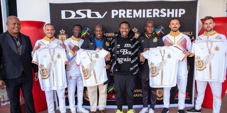 Watch: Royal AM Chairperson Andile Mpisane slammed by fans for unjustified dancing during a loss to Orlando Pirates.