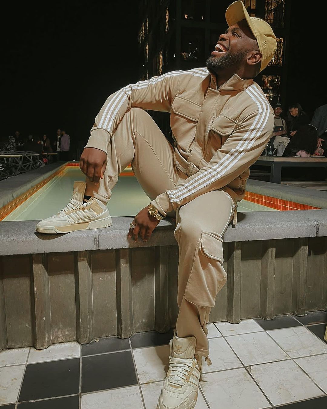 Siv Ngesi shows off his pole dancing skills