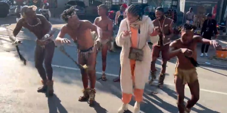 Connie Ferguson featuring Ngwao Boswa Culture Dance Crew's street performance goes viral.