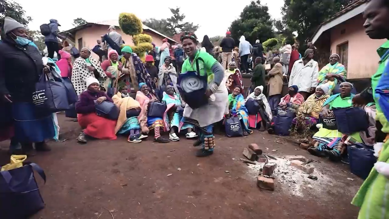 Muvhango does its bit for the Mandela day celebrations in Thathe as part of their Riya Hayani 25 year celebrations