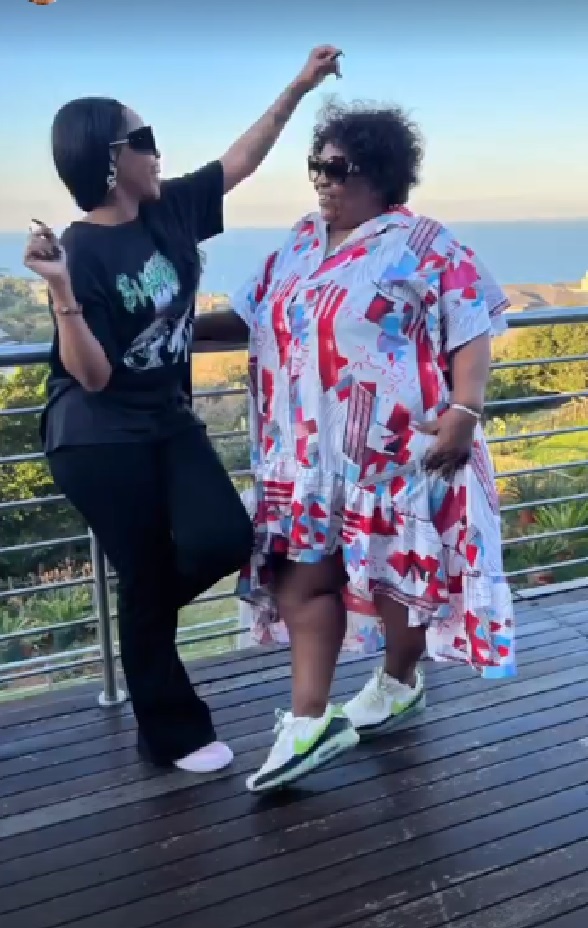 Mpho Wa Badimo's family vacation in Durban Ballito with bae Themba and son - Source: Instagram