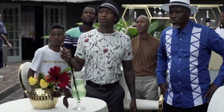 The Queen actors Cebo 'Ntobeko Mathebula' and Nkosiyabo 'Craig Nobela' break the queue scrambling for food.