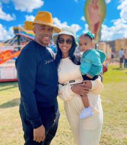 Theo Kgosinkwe and Vourné