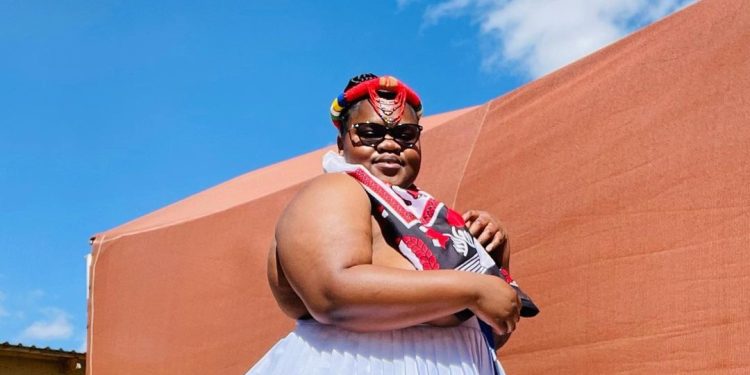 Sne "Nompumelelo Vilakazi" from DiepCity shows fans her ladies in steamy posts