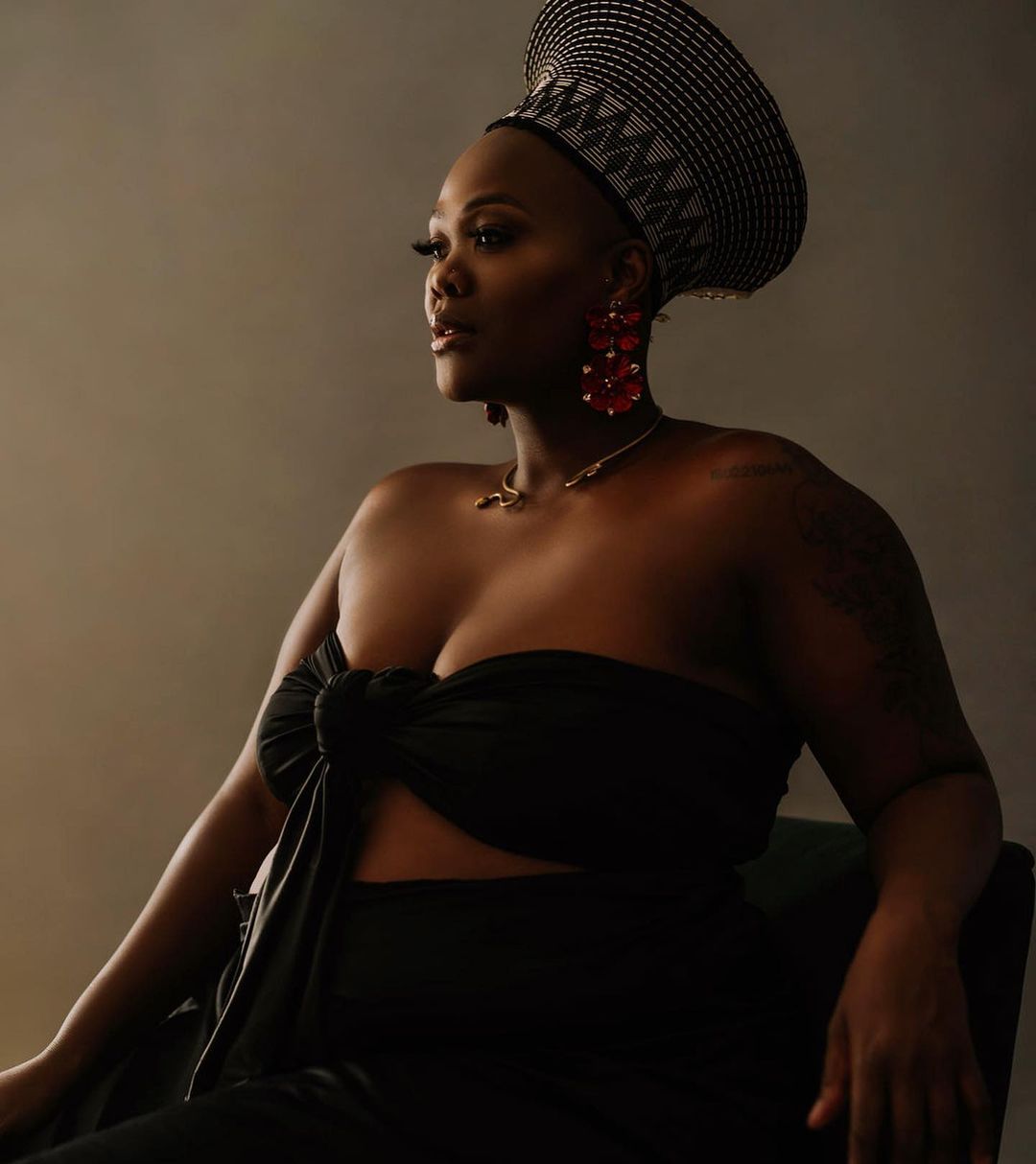 Zikhona Sodlaka Biography Age, Career, Husband, Son, Net Worth, The Wife