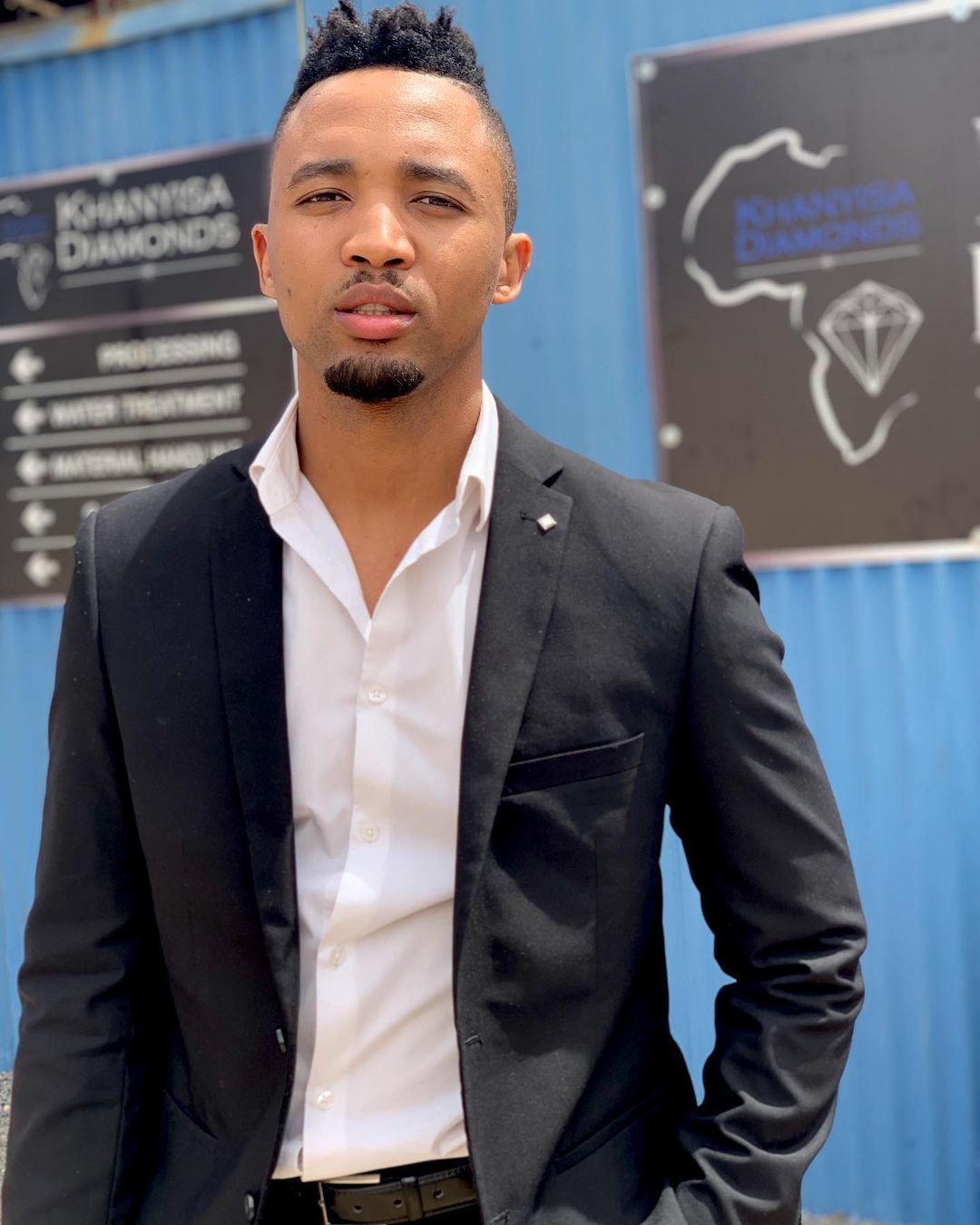 Sandile Mfusi Biography Age, Career, Girlfriend, Cars, Net Worth, The Black Door