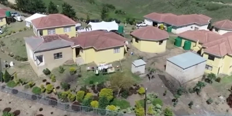 Musa Mseleku’s KwaZulu-Natal homestead. Image from YouTube@Musa Mseleku uthando nesithembu