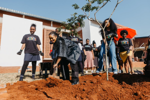 Nomzamo Mbatha assisting to plant a tree.Image: Supplied