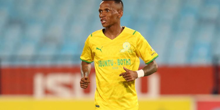 Cape Town Spurs signs former Mamelodi Sundowns player, Surprise Ralani